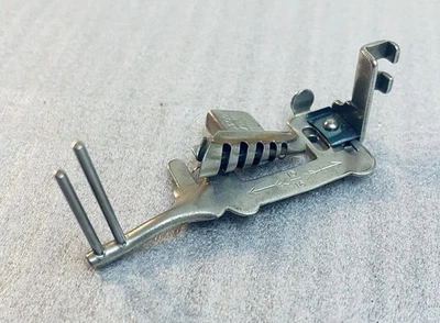 Singer 160359 Slotted Binder Foot Low Shank Attachment Vintage Sewing Tool - Image 1 of 4