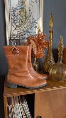 Stivali Clark vintage anni 60 60 70 pelle marrone punta quadrata misura 5/6 pelliccia sintetica ling - Immagine 1 di 4