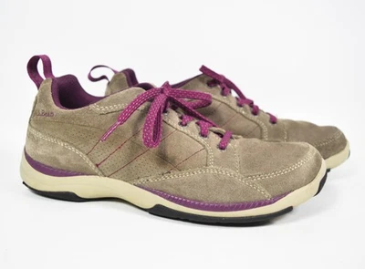 L.L. Zapatillas deportivas Bean marrón y borgoña de gamuza con cordones ID del artículo #501754 talla 7 M Foto 1 de 4