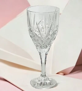 Godinger DUBLIN Shannon Crisscross Clear 8" All Purpose Wine Glass Goblet NEW - Picture 1 of 5