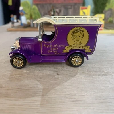 Rare Lledo DG50032 The Queen Mother's 100th Birthday LTD ED Bullnose Morris Van - Image 1 of 4