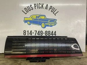 1982-1985 PONTIAC FIREBIRD RIGHT SIDE PASSENGER SIDE TAILLIGHT OEM ASSEMBLY 1985 - Picture 1 of 24
