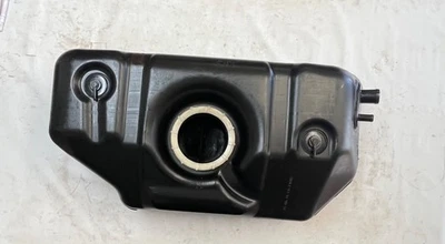 Jeep TJ Wrangler tanque de gasolina 52018768AB combustible de plástico 19 galones ENVÍO GRATUITO se adapta a 97-02 Foto 1 de 4