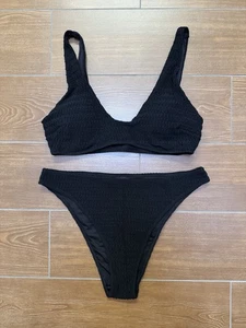 H & M * Bikini * geripptes Material * gepolstertes Top * wie NEU!! - Bild 1 von 5