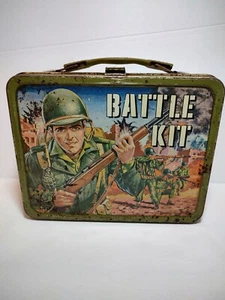 Vintage Battle Kit Lunchbox (1965) - Picture 1 of 13
