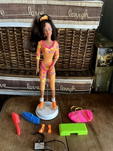 Mattel 1996 Barbie Workin' Out Teresa Doll - Picture 1 of 5