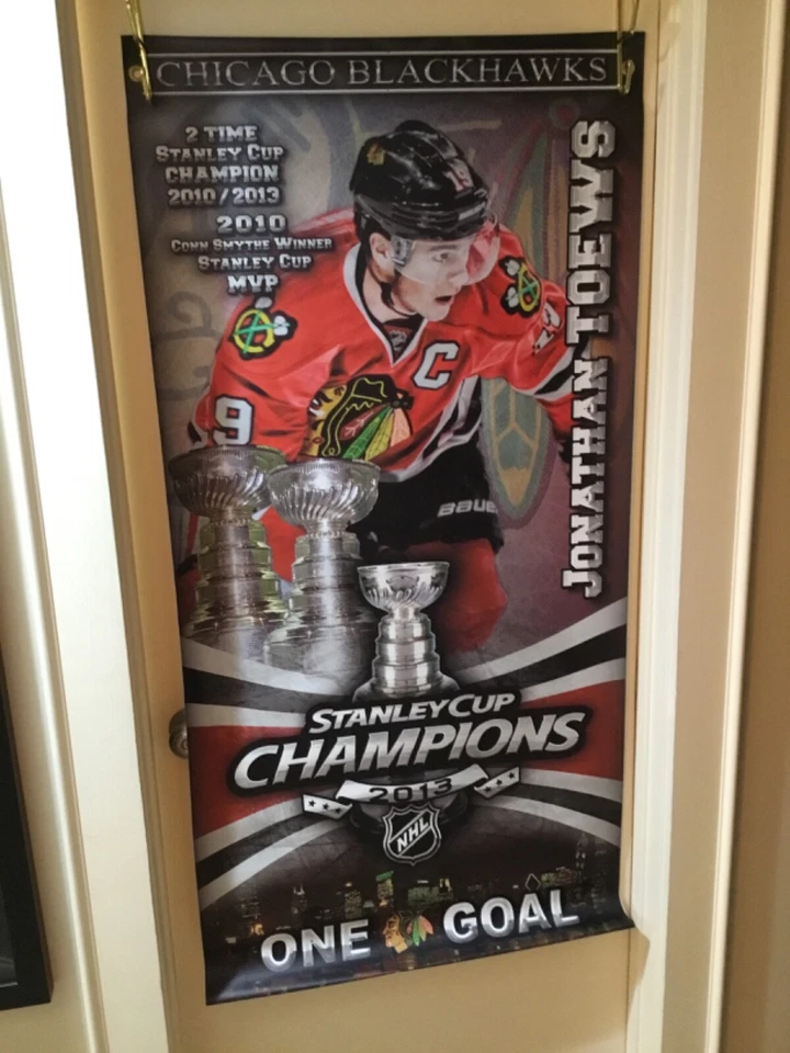 Colagem Chicago Blackhawks Jonathan Toews 2013 One Goal (tamanho 27" x 54,5") - Imagem 1 de 1