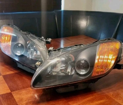 Комплект из пары левых и правых фар для Honda S2000 99-03 AP1 от оригинального производителя с балластом - Изображение 1 из 4