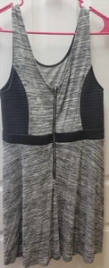 Minivestido sin mangas Xhilaration 2X negro y gris para mujer - Imagen 1 de 3