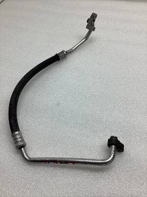 Manguera de descarga de aire acondicionado Toyota Camry 2015-2017 OEM Foto 1 de 4