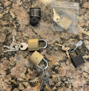 Lot Of 5 Luggage Locks Mixed Brands Keys Black Gold Family Trip Lock Set Travel - Picture 1 of 24