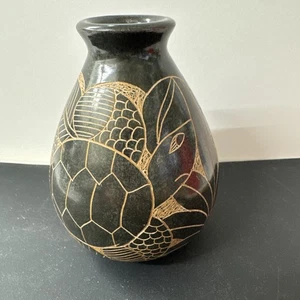 Vintage Handcrafted Clay Pottery Vase - Sea Turtles - Picture 1 of 5