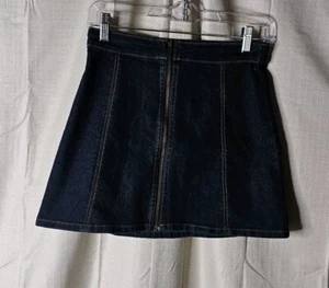Forever 21 A Line Minirock mit Reißverschluss Größe Small Dark Wash - Bild 1 von 9