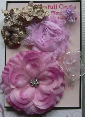 ROSA LAVANDA, ORO CARDO Tela Organza Satinado 7 Flores Paquete 35-60mm O2 C NJC Foto 1 de 3