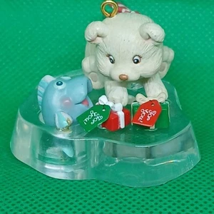 Tarjetas Carlton de colección de reliquias 1994 adorno de oso y pez de intercambio de regalos nuevas en caja - Imagen 1 de 4