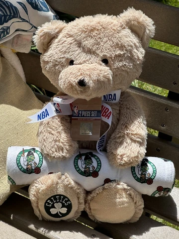 Boston Celtics NBA Plush Bear & Blanket Combo / NWT Cover