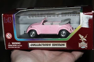 Road Legends Volkswagen Convertible Pink Punchbug Collector's Edition 1:43 NIB - Picture 1 of 7