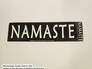 Adesivo paraurti: NAMASTE saluti sanscriti India Nepal Yoga pace - Foto 1 di 1