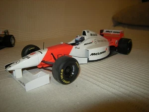 1:18 Minichamps Fórmula 1 McLaren MP 4/11 #8 Coulthard sin VP - Imagen 1 de 3