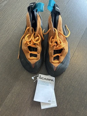 Scarpa Generator Mid Climbing Shoes US 6.5 - Image 1 of 4