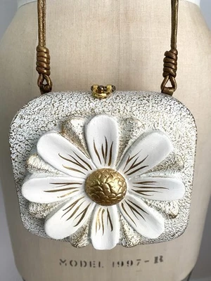 Timmy Woods -  Rare Vintage White and Gold Wood Purse - Daisy Flowers - Image 1 of 4
