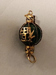 Vintage Ornate Lantern Charm Fob 10k Yellow Gold Green Aventurine Bead Pendant - Picture 1 of 6