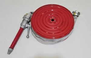 30 M Feuerwehrschlauch Feuerwehrhaspel Schlauchtrommel Schlauch und Strahlrohr - Picture 1 of 5