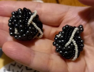 PENDIENTES CLIP PERLA SINTÉTICA RACIMO VINTAGE AÑOS 80 90 PRECIOSOS - Imagen 1 de 6