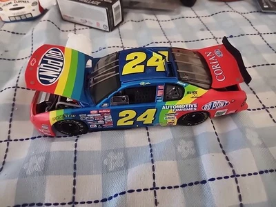 Coche Jeff Gordon 2000 NASCAR Winston Cup Rainbow Warrior 1:24 sin caja Foto 1 de 4