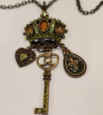 VCLM necklace green crystal crown pendant key heart teardrop pendant bronze tone - Image 1 of 4