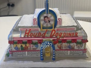 V.RARE: Elvis Hawthorne Village “Hound Dog Diner” **EX** - Imagen 1 de 6