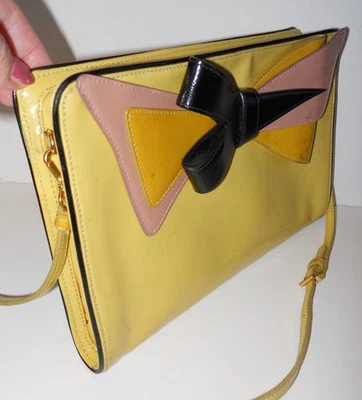 BOLSO VERNIC VINTAGE AUTÉNTICO PRADA MILANO AMARILLO SUFIANO PARA MUJER - ITALIA - POCOS PUNTOS Foto 1 de 4