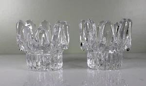 Juego de 2 candelabros orgánicos transparentes de colección Kosta Boda Göran Wärff (girasol 1974) - Imagen 1 de 6
