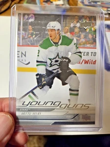 Arttu Hyry YG Clear Cut 2024-25 Upper Deck Extended - Picture 1 of 2