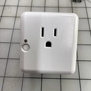 Centralite 4257050-RZHAC Zigbee On/off Control Smart Switch Plug - Picture 1 of 4