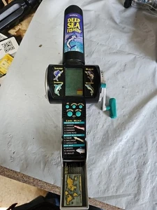 Vintage Radica Deep Sea Fishin' Handheld Fishing Game Model 2332 Tested AP - Picture 1 of 5