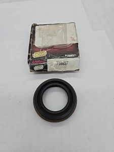 Transfer Case Output Shaft Seal National 710657 - Picture 1 of 2