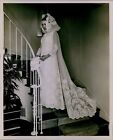 GA45 Original Howard Erker Photo GLAMOROUS WEDDING DRESS Vintage Lace Gown Veil