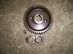 BSA Timing Gear Nut & Key 650cc A65 1966 124 - Picture 1 of 3