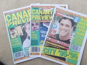 LOTTO LAVORO DI 3 RIVISTE ANTEPRIMA NORWICH CITY CANARY 1995-6 1996-7 1997-8 - Foto 1 di 4