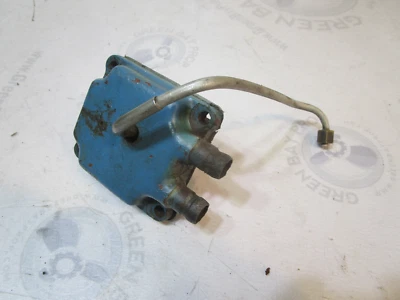 0311550 OMC Stringer Stern Drive 1968-1980 120HP 2.5 Intake Manifold Cap 0380446 - Image 1 of 3