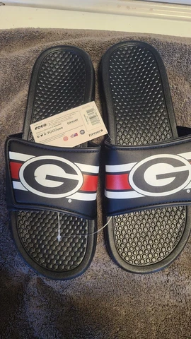 Georgia Bulldogs slides sandals size11-12 large sec slip on NCAA Cover