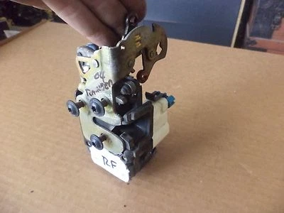 Buick Rainier 2004-2007 pestillo de puerta delantera derecha con actuador de bloqueo eléctrico Foto 1 de 2