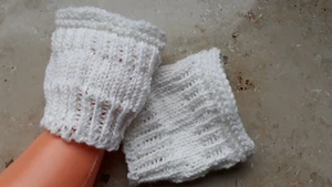 Baby-Pulswärmer-Beinstulpen gestrickt - Bild 1 von 2