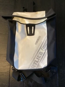 Ortlieb Velocity Cycling Backpack - Picture 1 of 3