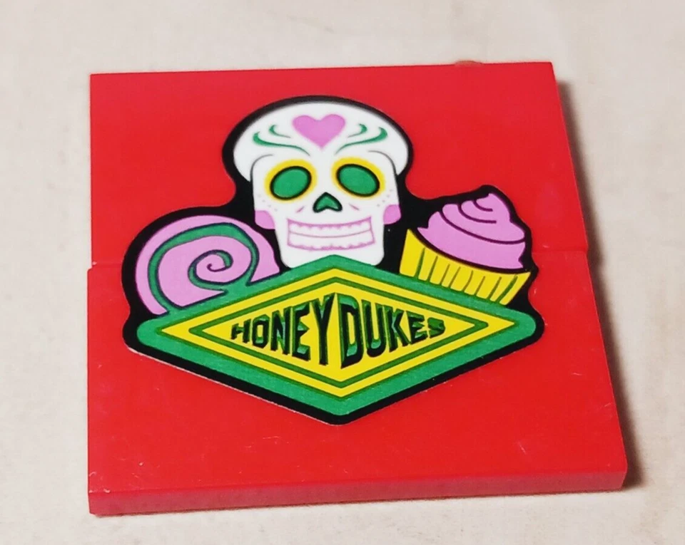 LEGO Skull Cupcake Shop Sign HONEY DUKES Harry Potter Day of the Dead Makeup - Image 1 of 1