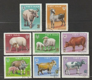 1979 Vietnam Stamps Domestic Animals Scott # 985-992 Cto Never Hinged     - Picture 1 of 1
