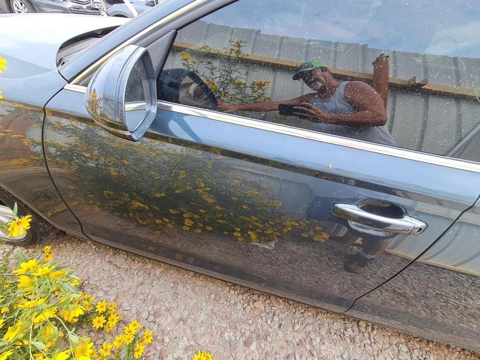 (LOCAL PICKUP ONLY) Driver Left Front Door Fits 12-18 AUDI A6 2611687 - Image 1 of 1