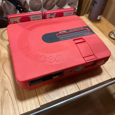 Sistema de console TWIN FAMICOM AN-505RD vermelho do Japão - Imagem 1 de 4