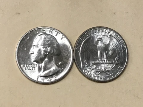 1945 UNCIRCULATED SILVER WASHINGTON QUARTER. NICE COIN! Cover